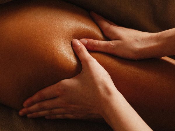 massage-yi-king-ou-renata-franca-4x3